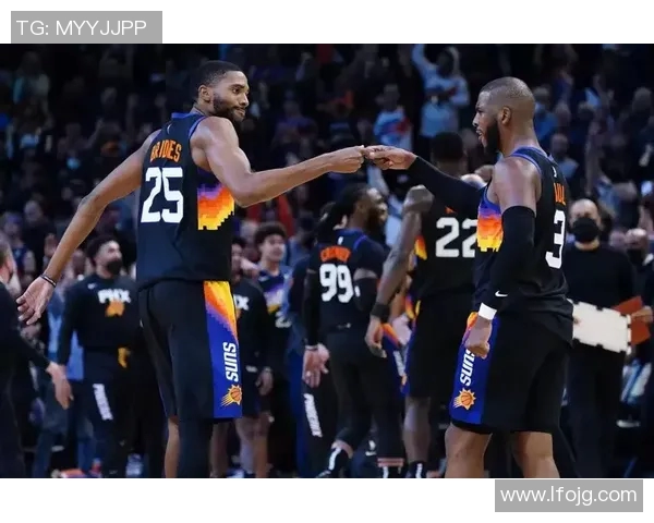 勇士客场击败太阳，保持不败战绩