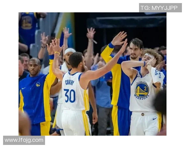 开拓者逆转勇士，惊险取胜：篮球场上的奇迹时刻